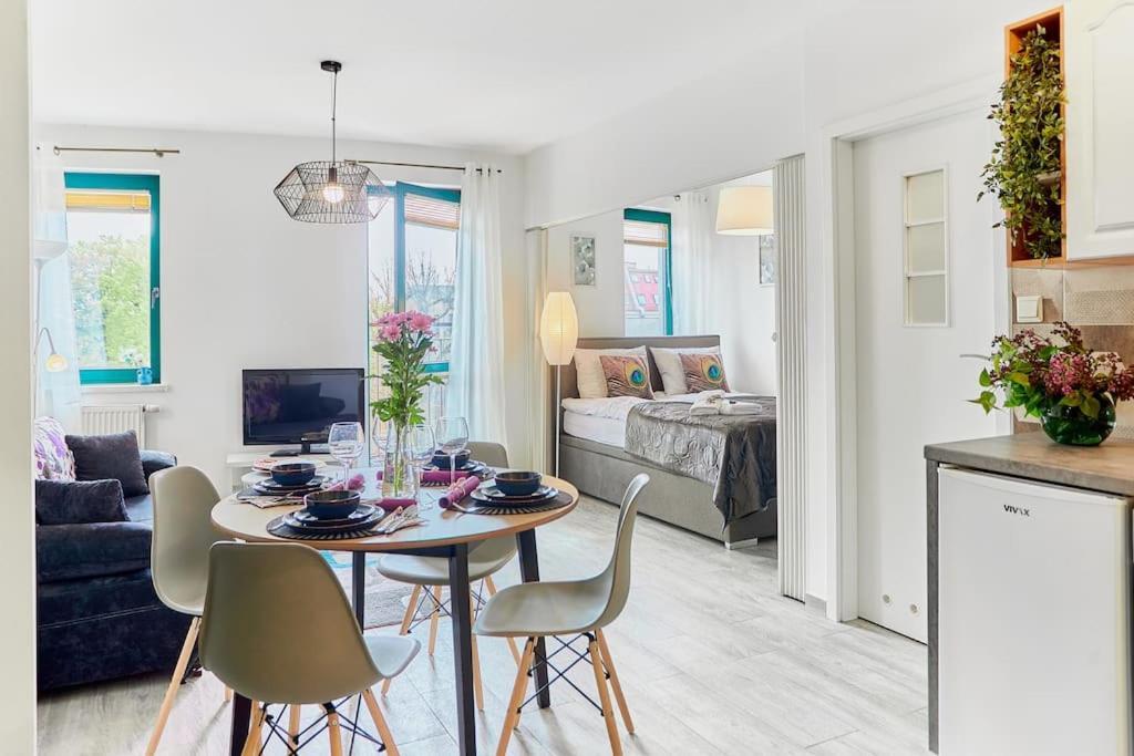 Golden Hour Apartments- Armii Krajowej 9 Свиноуйсьце Экстерьер фото